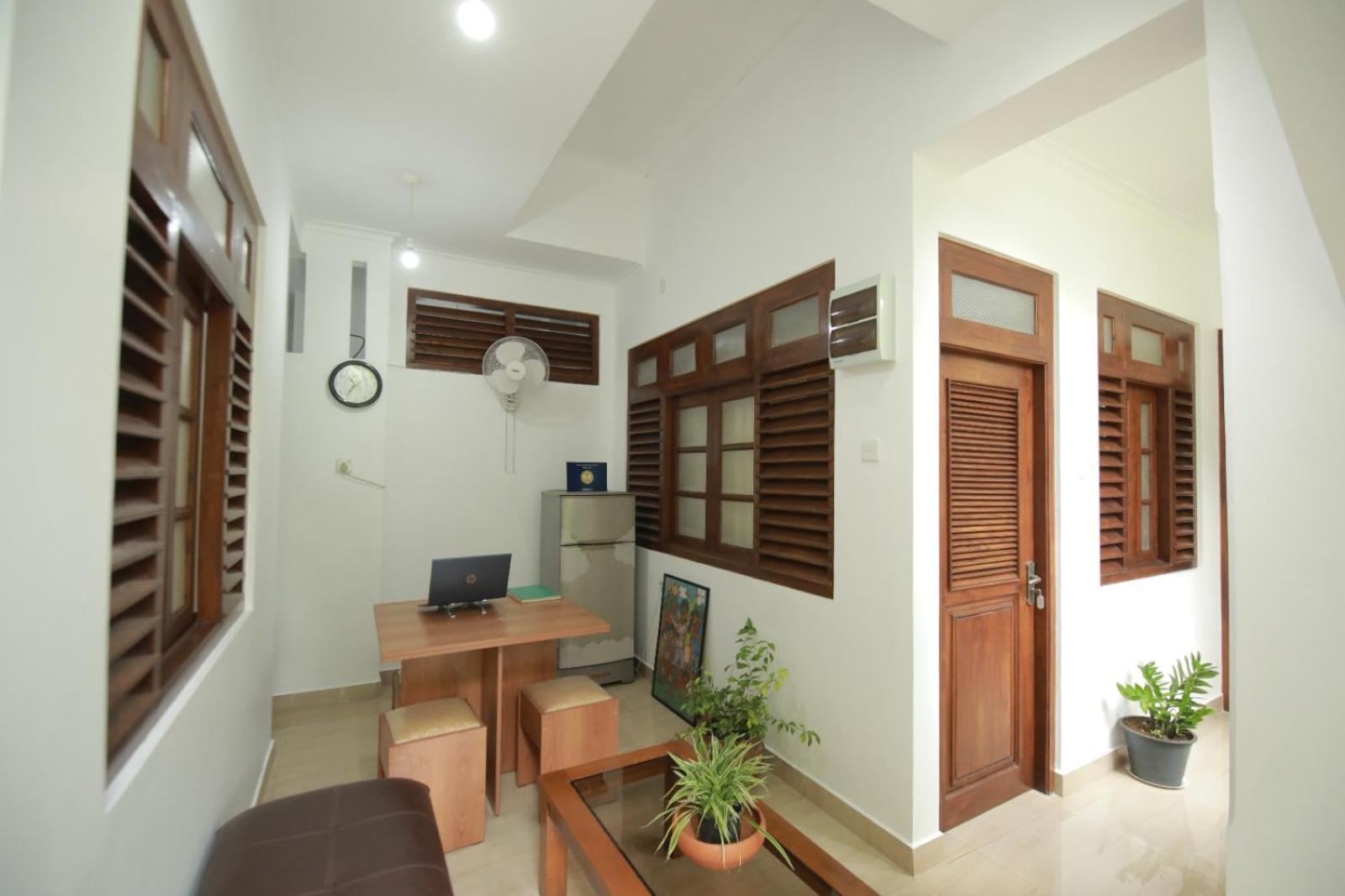 קנדי Renuka Inn מראה חיצוני תמונה