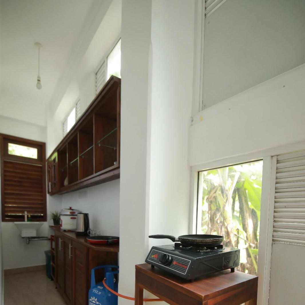 קנדי Renuka Inn מראה חיצוני תמונה