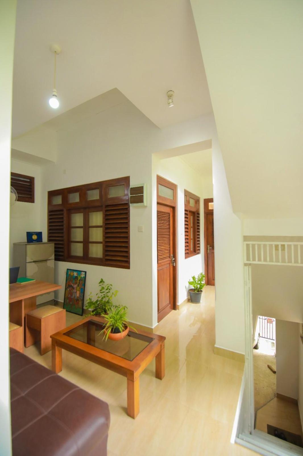 קנדי Renuka Inn מראה חיצוני תמונה