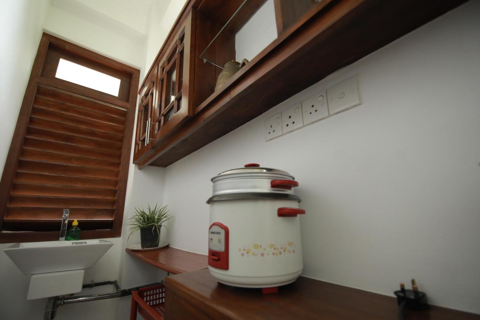קנדי Renuka Inn מראה חיצוני תמונה